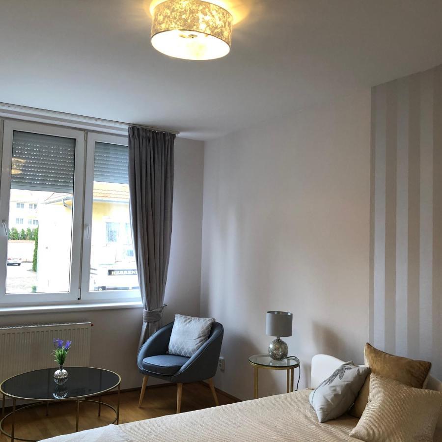Britannica Apartment Heviz Luaran gambar