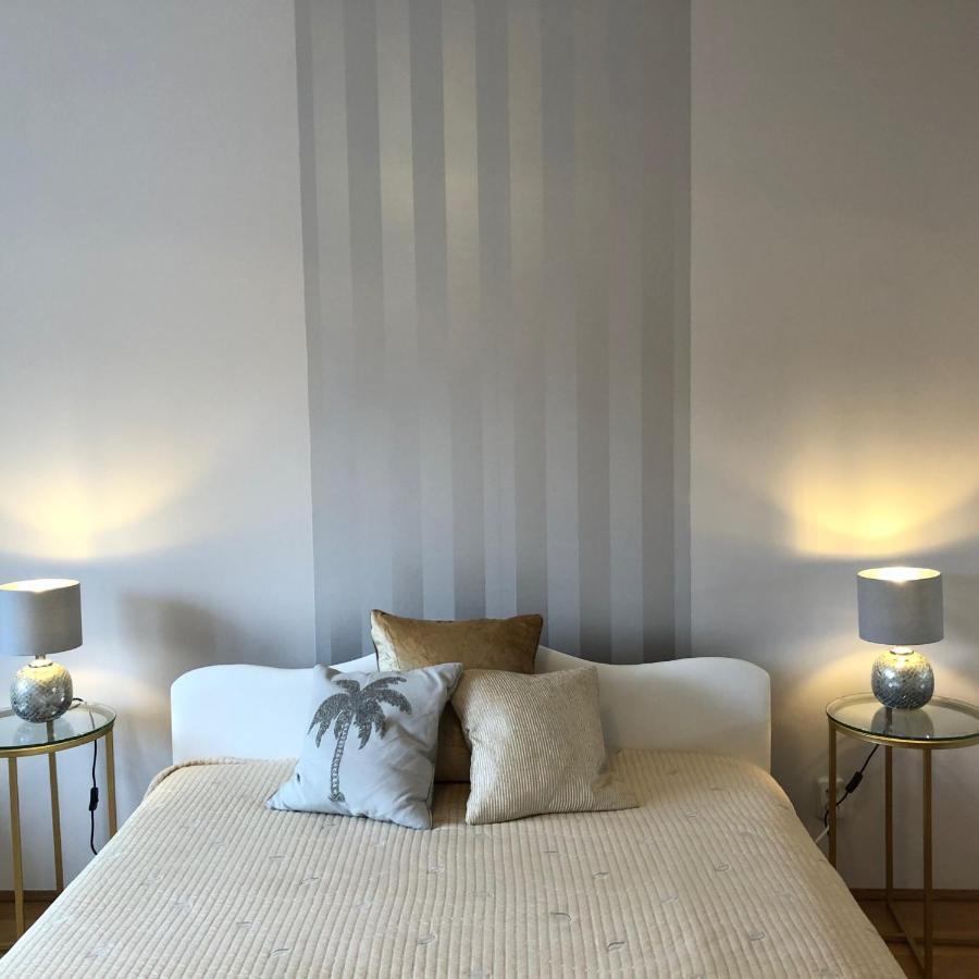 Britannica Apartment Heviz Luaran gambar