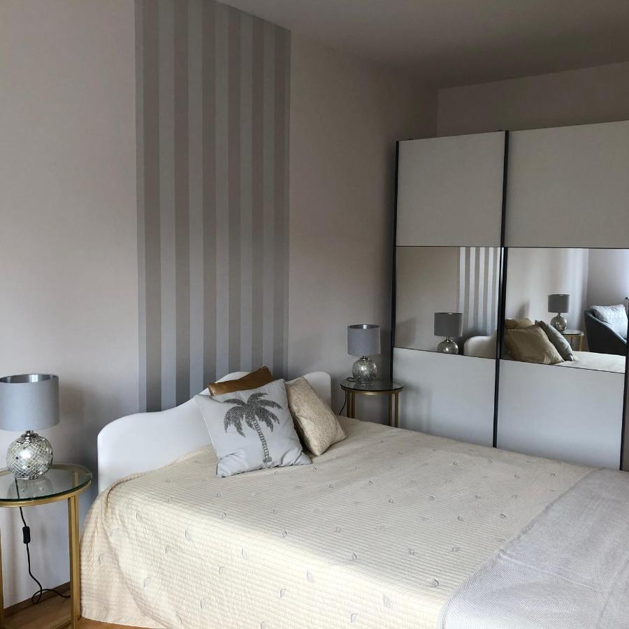 Britannica Apartment Heviz Luaran gambar