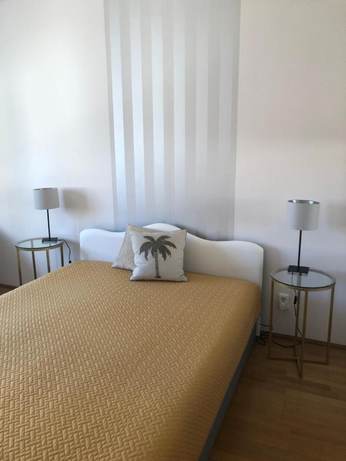 Britannica Apartment Heviz Luaran gambar